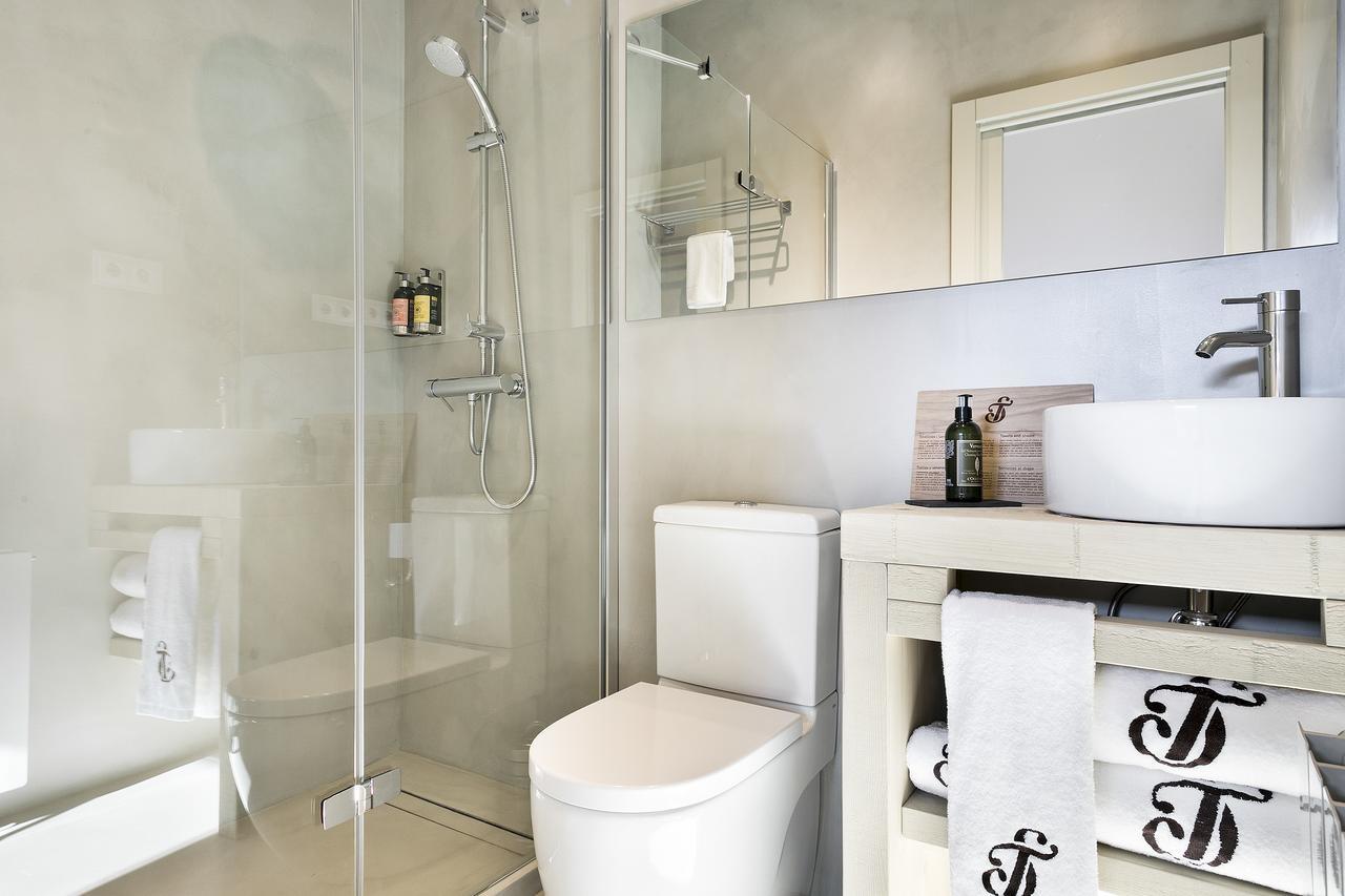 Set Terres - La Villa De Llivia - Adults Only Экстерьер фото