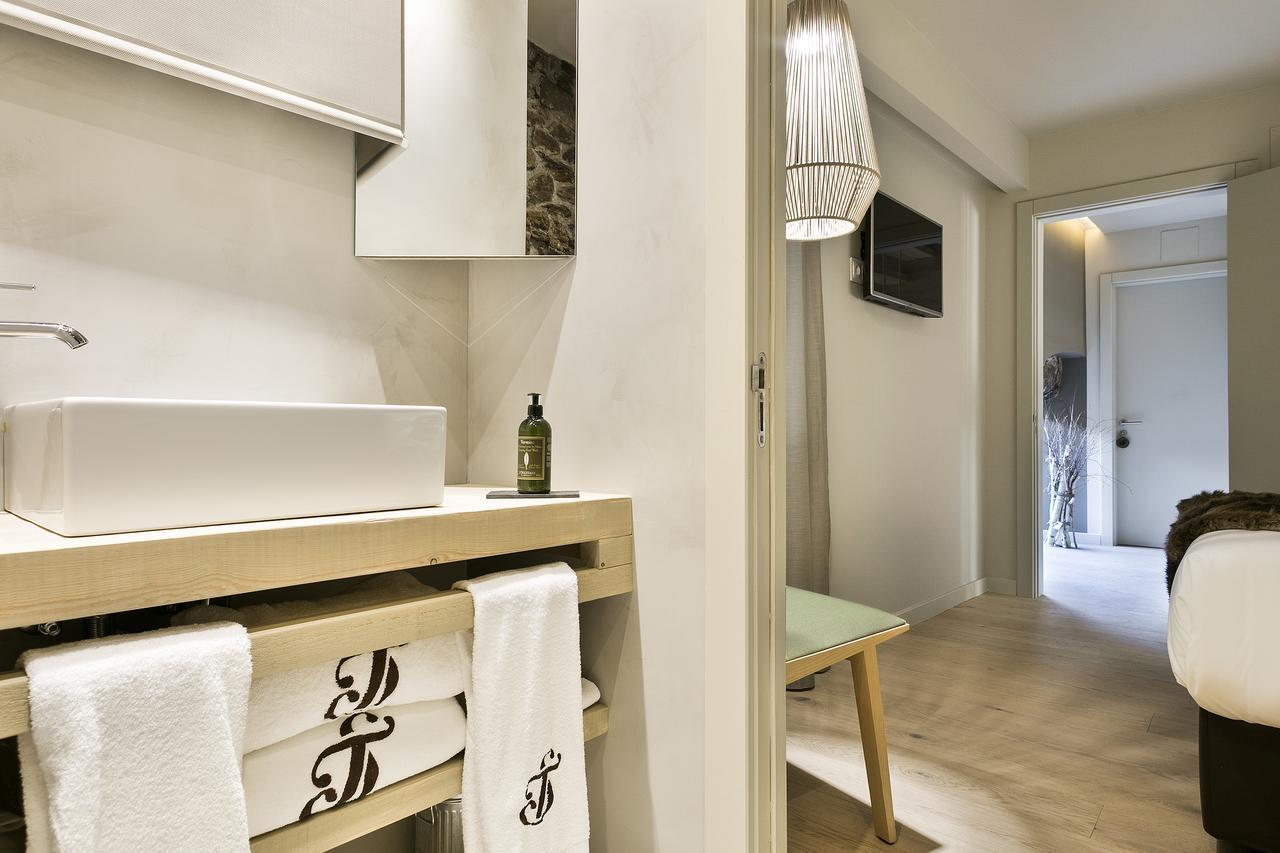 Set Terres - La Villa De Llivia - Adults Only Экстерьер фото